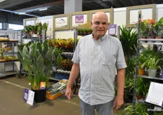 Geen beurs op de veiling gaat voorbij zonder Jan Ekelmans van Boomerang Plants. Jan stond er weer voor de verkoop van diverse kwekers.